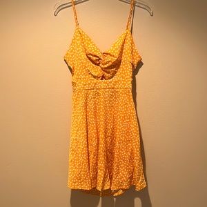 Yellow Sundress w Flower Detail